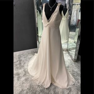 Eden Bridal Size 14 Ivory Wedding Gown